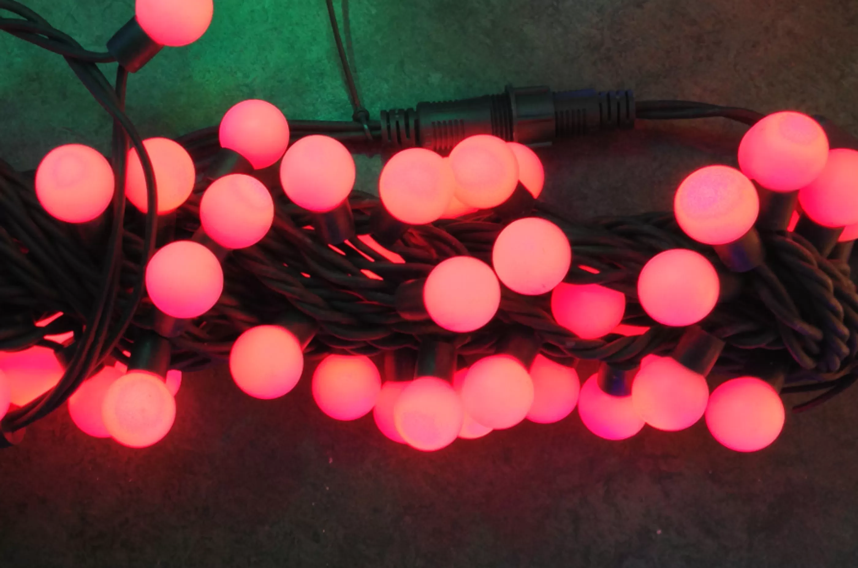 50 Extendable Outdoor Xp Led Red Berry Christmas Lights*Christmas Land Sale
